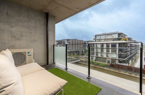 Kingston Apartment | Captivating Unit with Lake View in Kingston!