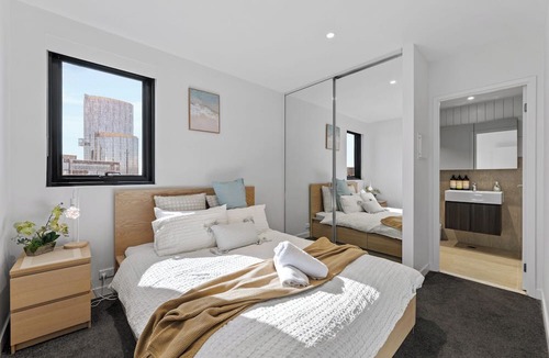 Southbank Apartment | Heart of Southbank, Walk to Crown, Resort style amenities & Free Carpark