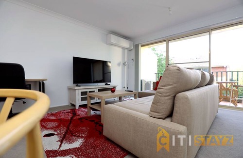 Phillip Apartment | Heal In Phillip - 1bd 1bth Oasis