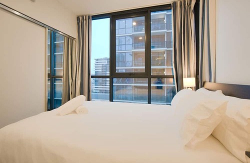 Adelaide Central Business District Apartment | City Serenity: 2BR Apt with Pool, Gym, Steam&Sauna