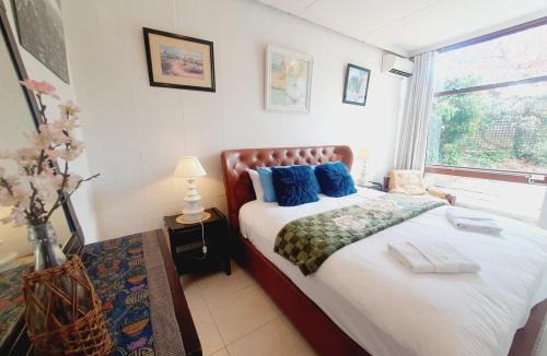 Molonglo Valley Apartment | Classic 2BR Guest Suite Near Lake with Garden Oasis