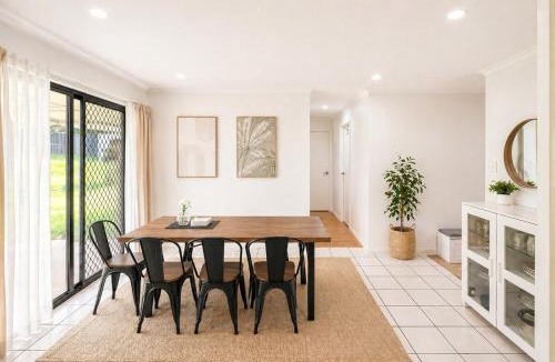 Hillcrest House | Hillcrest 3Bed home close to Grand and Calamvale plaza
