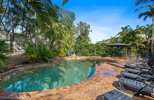 Mount Ommaney Hotel | Charming Suite Easy Access 2 CBD by Custom Bnb Hosting