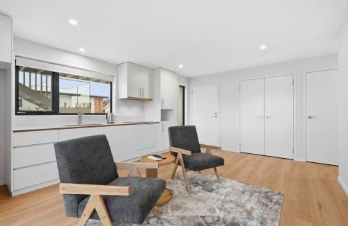 Rose Bay House | Modern Lindisfarne Retreat