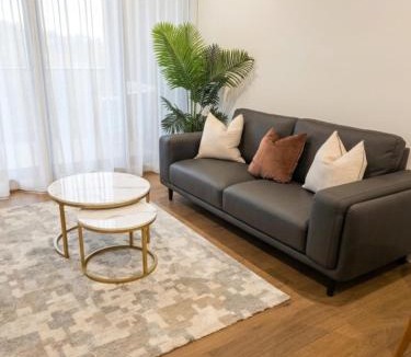 Reid Apartment | Modern 1BR Escape and Option for 2nd BR