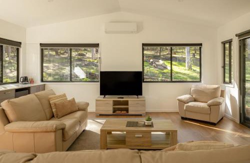 Gheerulla House | Oakey Creek Retreat