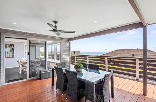 Indented Head House | Hood Road Beach House- Hamptons inspired sleeps 9