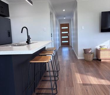 Port Macdonnell House | SWELL - A modern escape by the sea!