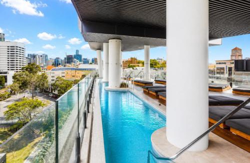 Fortitude Valley Apartment | FV Flatiron Suites Fortitude Valley