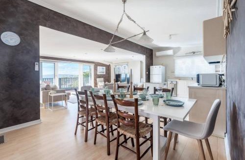 Dromana House | Bayvista Retreat - Scenic Views near Dromana Beach