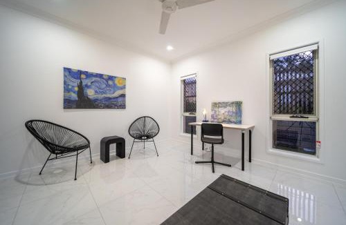 Ripley House | Brand New 4 Bedroom Belleview House near Ipswich