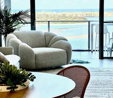 Labrador Apartment | Vitamin Sea - Gold Coast luxury on the lagoon