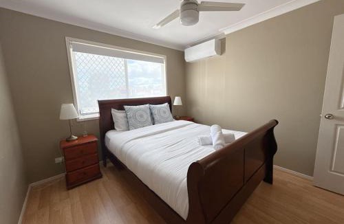 Calamvale House | Family-Friendly 3BR Home Near Calamvale Central