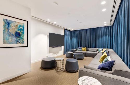 Caulfield North Apartment | The Executive Garden Residence