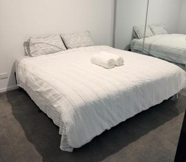 Belconnen Apartment | Belconnen Sky Luxe Apartment Free Parking