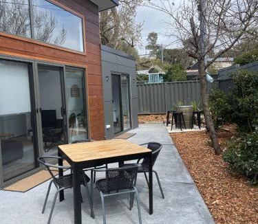 Page House | WARM Sunlit Sustainable north facing Studio