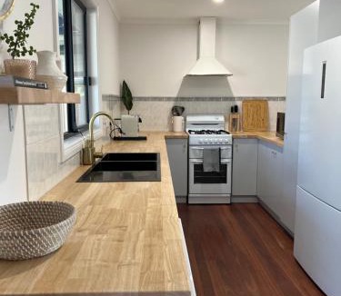 Port Willunga House | The Little Beach Retreat - Relaxing family sized home one street from the sea!