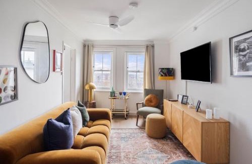 Darlinghurst Apartment | Aurelia Darling - Boutique Poolside Retreat near CBD