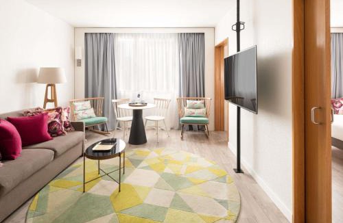 Almeda Hotel | Novotel Barcelona Cornellà