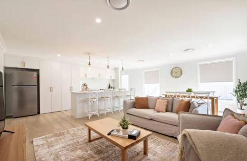 Dubbo House | Macintyre House