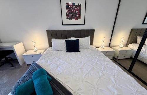 Braddon Apartment | Midnight Luxe 1BR 1Bath Apartment 104 in the heart of Braddon Pool Sauna Secure Parking Wine WiFi