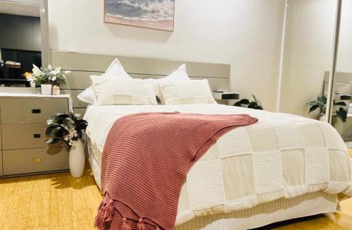 Lyneham Apartment | Cozy Capital Studio
