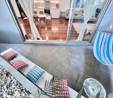 Bellevue Hill House | Bondi Modern Beachside Suite
