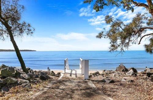 Traviston House | The Purple Cottage