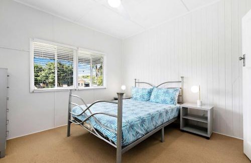 Traviston House | The Purple Cottage