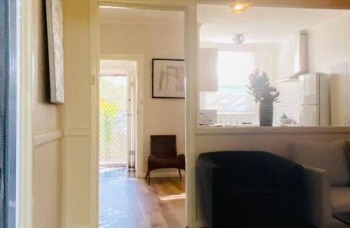 Elizabeth North House | Budget Barossa