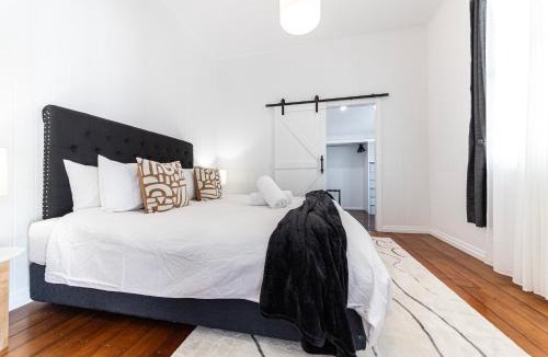 West Ipswich House | Urban Getaway Central Cottage