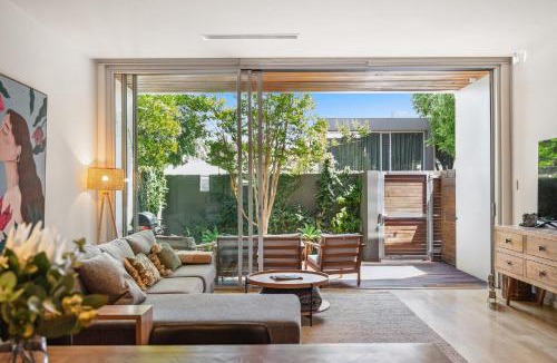 Norwood House | Arcady a modern townhouse in Norwood