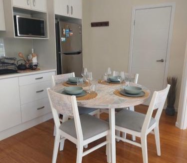 Chambers Flat Apartment | Luxurious Countryside Retreat - Visit our private apartment on our acreage property!