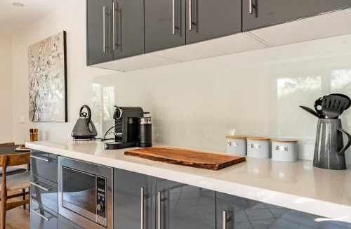 Mount Eliza Villa | Earimil Villas - Waterfront