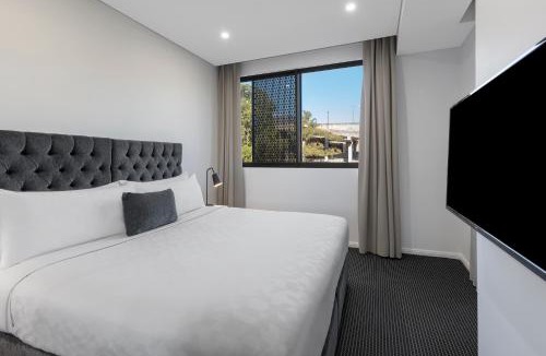 Macquarie Park Hotel | Meriton Suites North Ryde