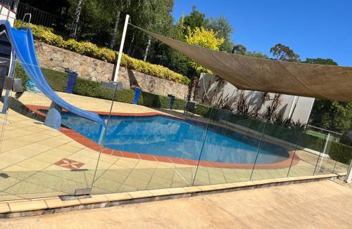 Pearce House | Studio at the Back of Mount Taylor