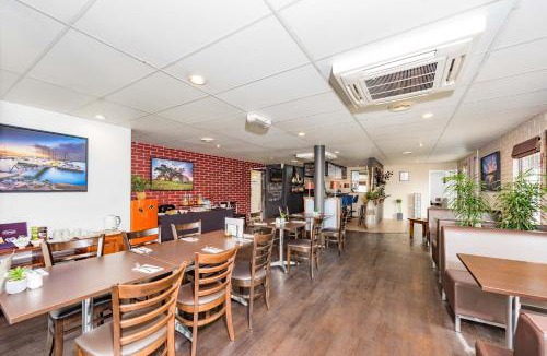Bundaberg West Hotel | Takalvan Motel