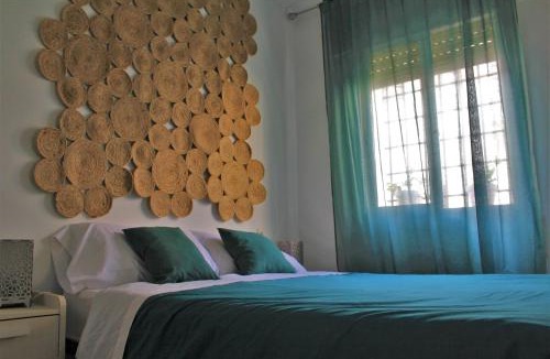La Trinidad-San Juan y Todos los Santos Apartment | AL-ANDALUS: Juderia, Mezquita