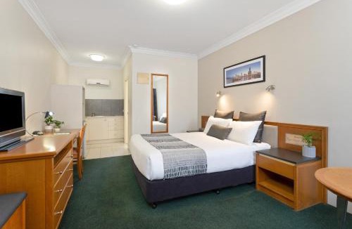 Acacia Ridge Hotel | Coopers Colonial Motel