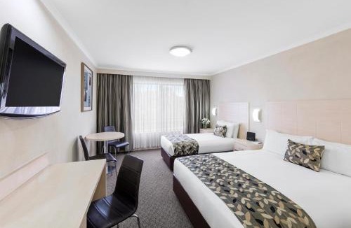 Narrabundah Hotel | Garden City Hotel, Best Western Signature Collection