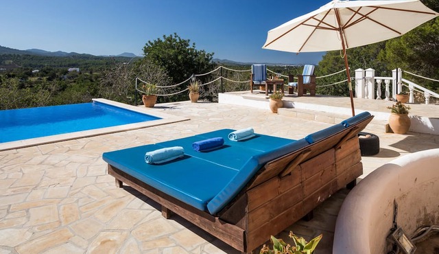 Villa in Ibiza with infinity pool - Can Señora
