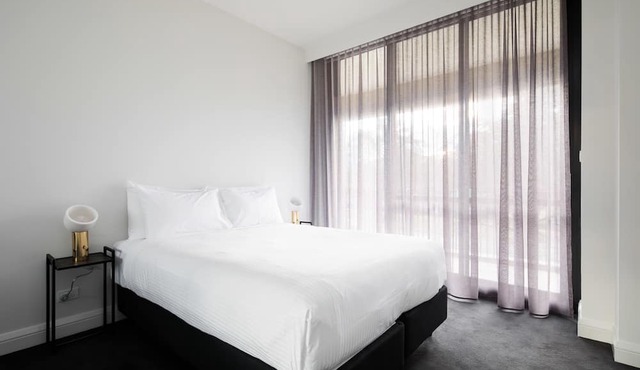 Knightsbridge Canberra