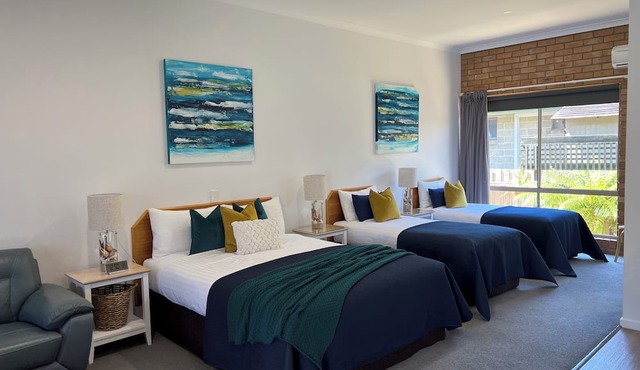 Coastal Waters Motor Inn