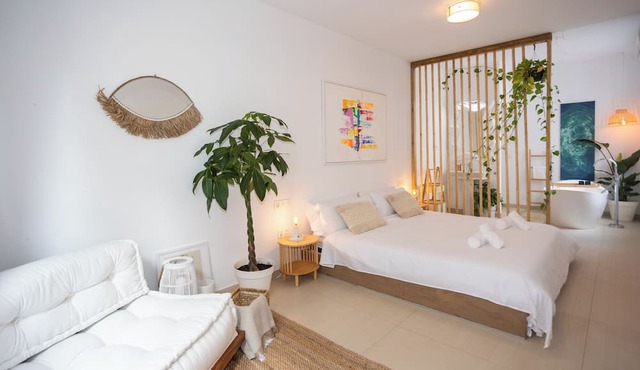 Villa Naim Guest House Cala del Moral