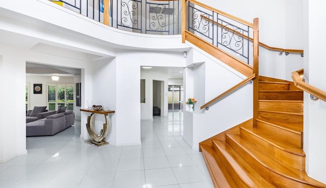 Spacious Comfy 5 Bedroom Home near Sunnybank