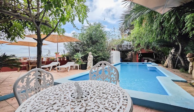Apartment 'Navila Numero 2' with Shared Pool, Wi-Fi and Air Conditioning