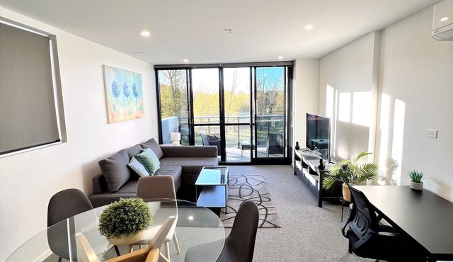 Fab in Phillip - 2bd 2bth Apt