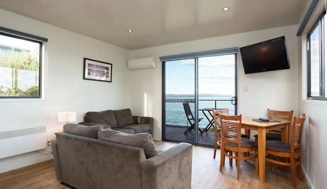Swansea Beach Chalets