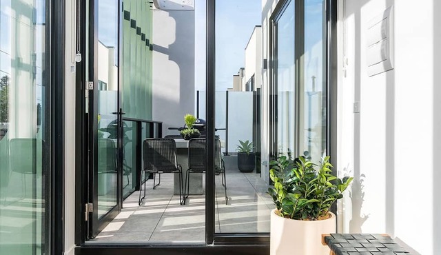 BOUTIQUE STAYS - Axel Apartments 201 The Clarke