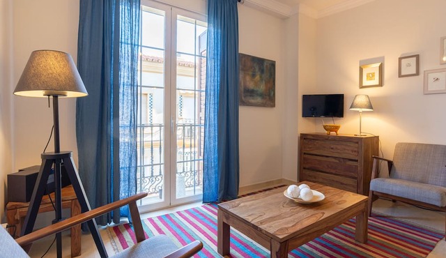 "La casa de las Artes" Spacious contemporary apartment in the heart of Málaga